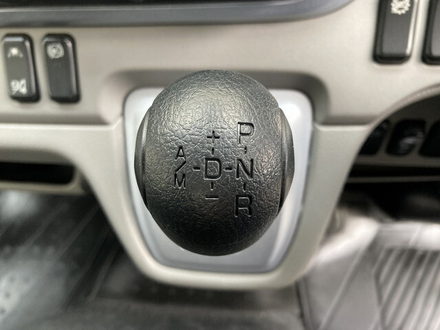 日産アトラスアルミバン小型（2t・3t）[写真18]