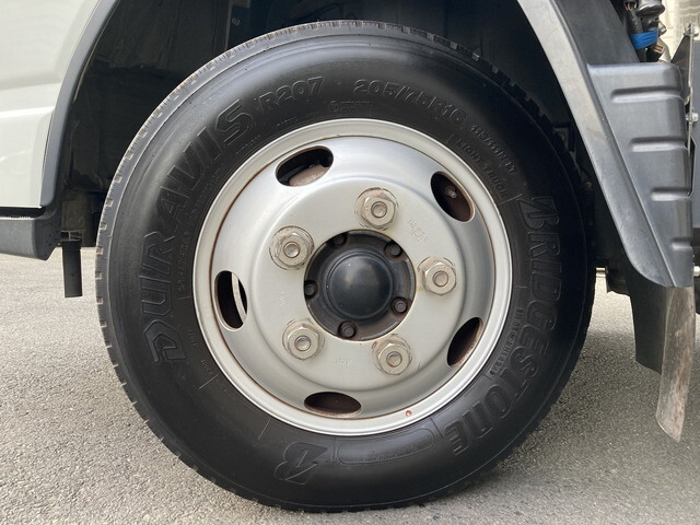 日産アトラスアルミバン小型（2t・3t）[写真33]