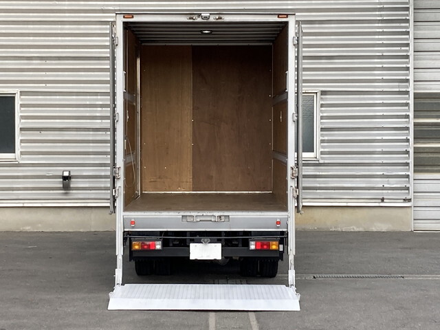 日産アトラスアルミバン小型（2t・3t）[写真05]