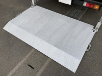 日産アトラスアルミバン小型（2t・3t）[写真07]