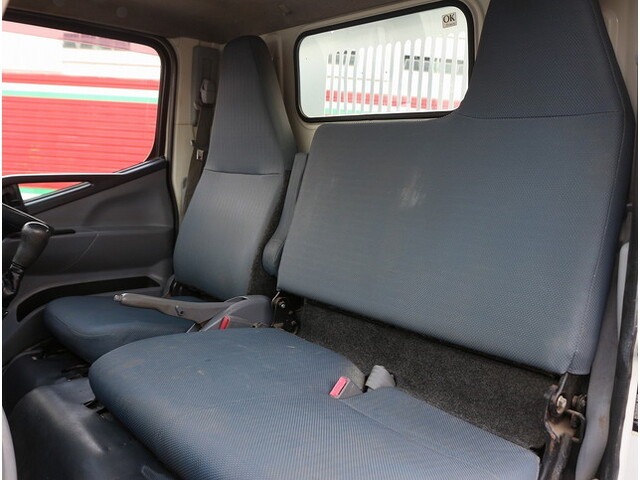 三菱ふそうキャンターダンプ小型（2t・3t）[写真31]