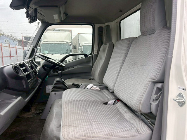 日野デュトロアルミウイング小型（2t・3t）[写真17]