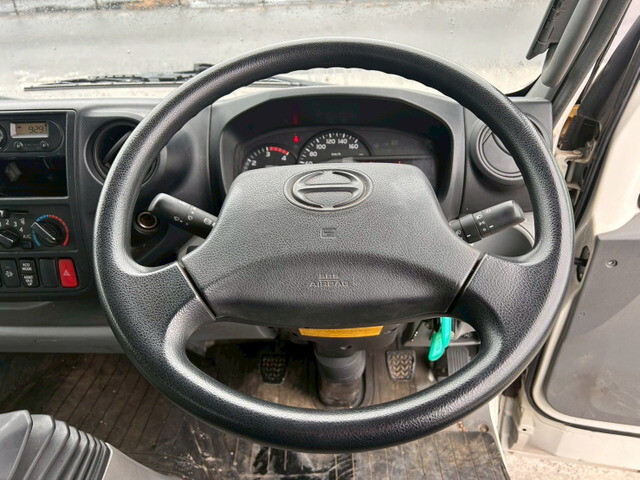 日野デュトロアルミウイング小型（2t・3t）[写真20]