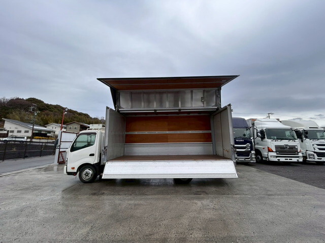 日野デュトロアルミウイング小型（2t・3t）[写真05]