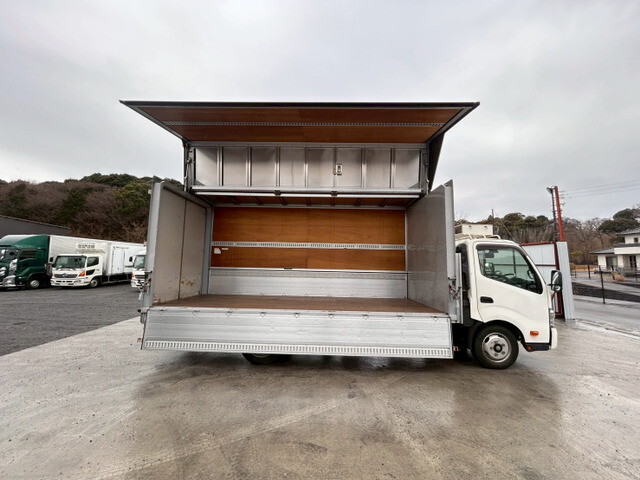 日野デュトロアルミウイング小型（2t・3t）[写真07]