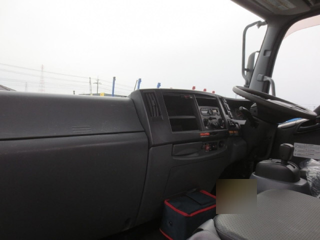 いすゞフォワードクレーン4段中型（4t）[写真14]