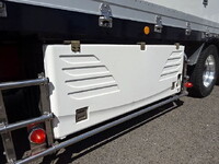 三菱ふそうスーパーグレート冷蔵冷凍ウイング大型（10t）[写真11]