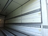 三菱ふそうスーパーグレート冷蔵冷凍ウイング大型（10t）[写真17]