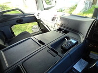 三菱ふそうスーパーグレート冷蔵冷凍ウイング大型（10t）[写真34]