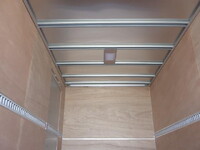 三菱ふそうキャンターアルミバン小型（2t・3t）[写真12]