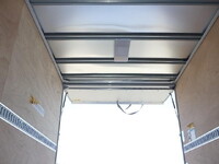 三菱ふそうキャンターアルミバン小型（2t・3t）[写真13]