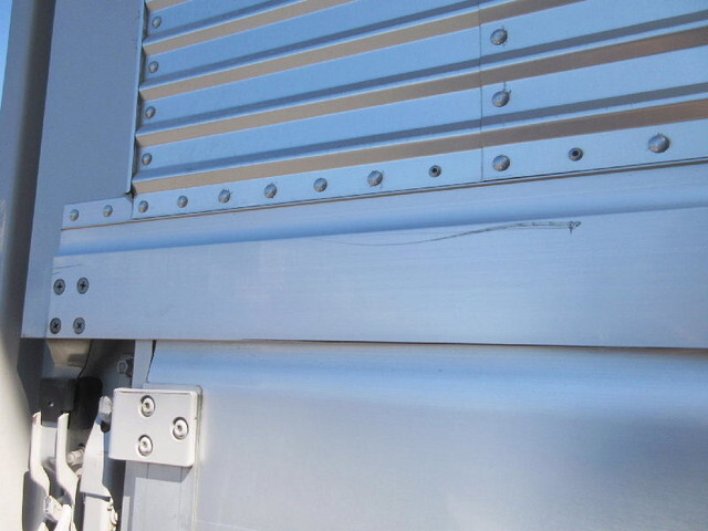 日野レンジャーアルミウイング中型（4t）[写真19]