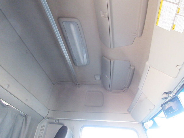 日野レンジャーアルミウイング中型（4t）[写真27]