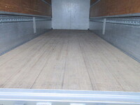 日野レンジャーアルミウイング中型（4t）[写真07]