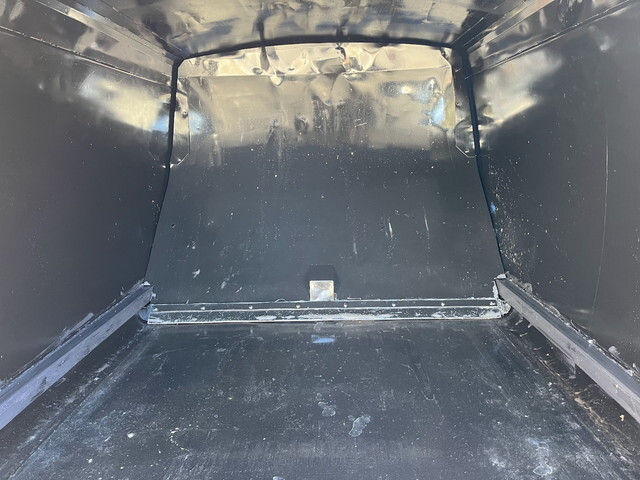 いすゞエルフパッカー車（塵芥車）小型（2t・3t）[写真20]