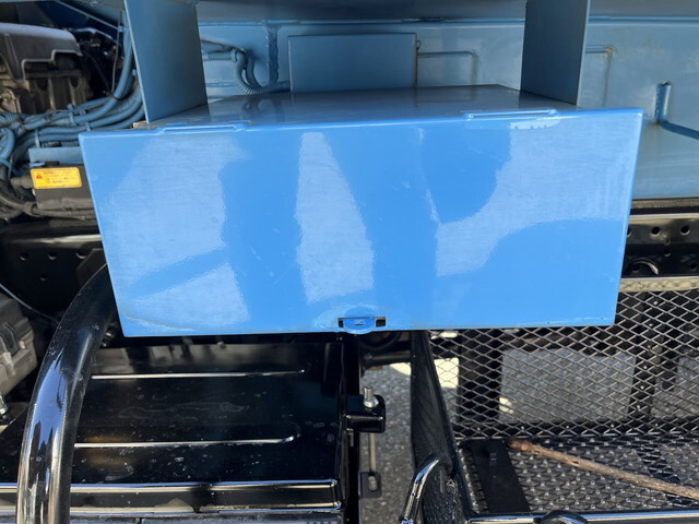 いすゞエルフパッカー車（塵芥車）小型（2t・3t）[写真32]