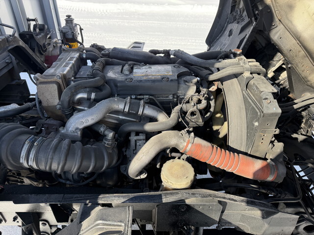 いすゞフォワード平ボディ中型（4t）[写真14]