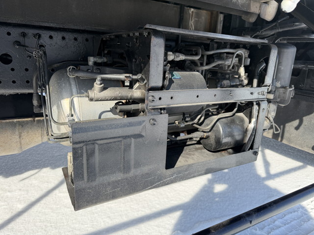 いすゞフォワード平ボディ中型（4t）[写真30]