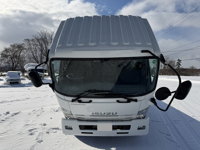 いすゞフォワード平ボディ中型（4t）[写真06]