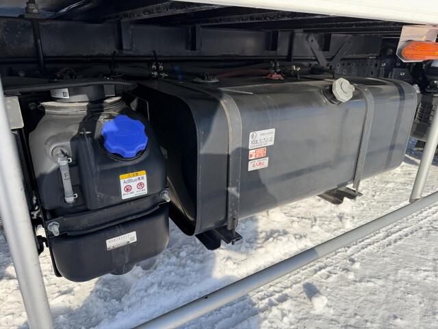 いすゞエルフアルミバン小型（2t・3t）[写真23]