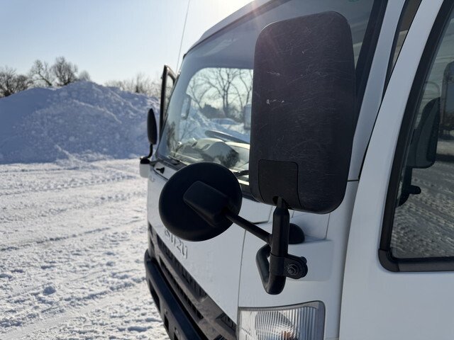 いすゞエルフアルミバン小型（2t・3t）[写真35]