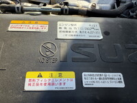 いすゞエルフアルミバン小型（2t・3t）[写真10]