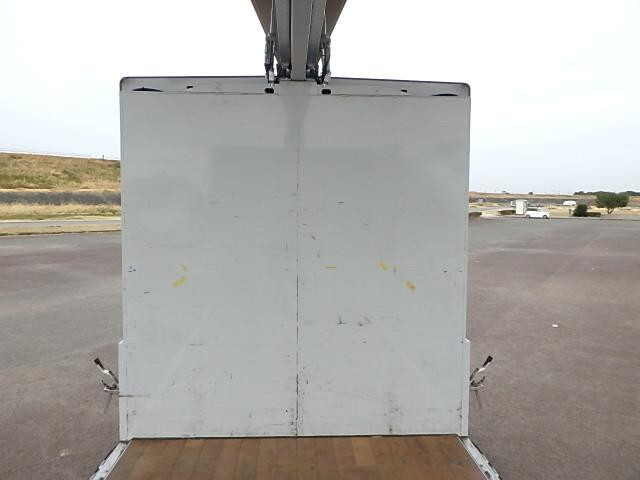 三菱ふそうキャンターアルミウイング小型（2t・3t）[写真11]