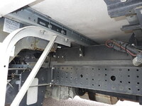 三菱ふそうキャンターアルミウイング小型（2t・3t）[写真16]