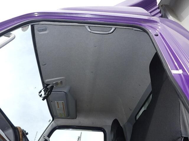 三菱ふそうキャンターアルミウイング小型（2t・3t）[写真22]