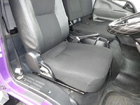 三菱ふそうキャンターアルミウイング小型（2t・3t）[写真27]