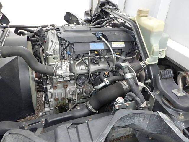 三菱ふそうキャンターアルミウイング小型（2t・3t）[写真29]