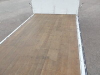 三菱ふそうキャンターアルミウイング小型（2t・3t）[写真08]