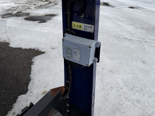 いすゞエルフセーフティローダー小型（2t・3t）[写真14]