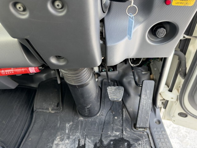 いすゞエルフセーフティローダー小型（2t・3t）[写真29]