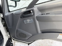 いすゞエルフセーフティローダー小型（2t・3t）[写真31]