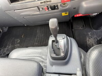 いすゞエルフセーフティローダー小型（2t・3t）[写真32]