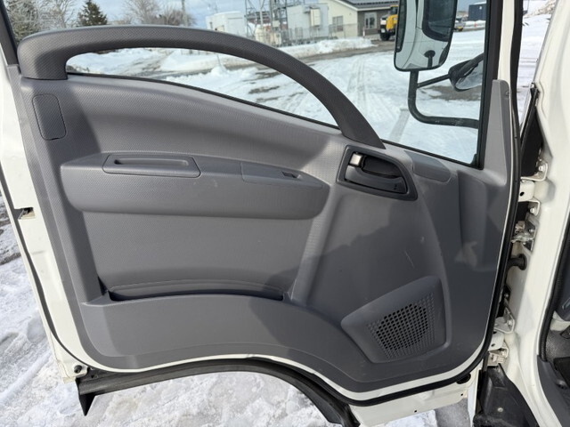 いすゞエルフセーフティローダー小型（2t・3t）[写真37]