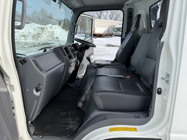 いすゞエルフセーフティローダー小型（2t・3t）[写真38]