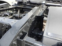 三菱ふそうスーパーグレートトレーラーヘッド（トラクターヘッド）中型（4t）[写真14]