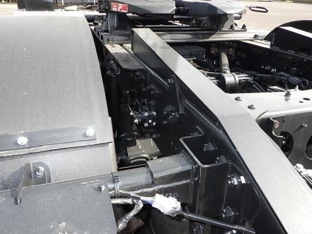 三菱ふそうスーパーグレートトレーラーヘッド（トラクターヘッド）中型（4t）[写真14]