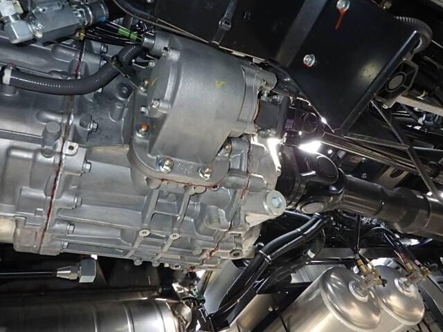 三菱ふそうスーパーグレートトレーラーヘッド（トラクターヘッド）中型（4t）[写真17]