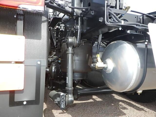 三菱ふそうスーパーグレートトレーラーヘッド（トラクターヘッド）中型（4t）[写真21]