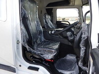 三菱ふそうスーパーグレートトレーラーヘッド（トラクターヘッド）中型（4t）[写真28]