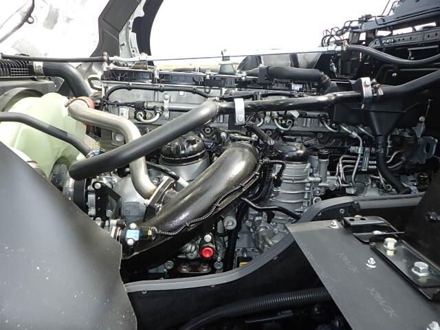 三菱ふそうスーパーグレートトレーラーヘッド（トラクターヘッド）中型（4t）[写真29]