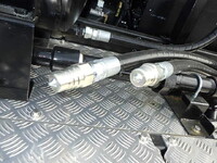 三菱ふそうスーパーグレートトレーラーヘッド（トラクターヘッド）中型（4t）[写真08]