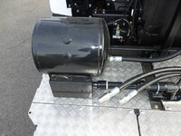 三菱ふそうスーパーグレートトレーラーヘッド（トラクターヘッド）中型（4t）[写真09]