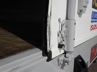 いすゞギガアルミウイング大型（10t）[写真15]