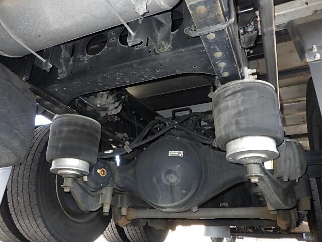 いすゞギガアルミウイング大型（10t）[写真22]