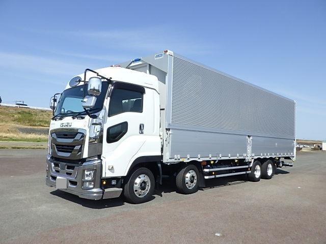 いすゞギガアルミウイング大型（10t）[写真03]