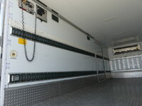 日野レンジャー冷凍車（冷蔵車）中型（4t）[写真11]